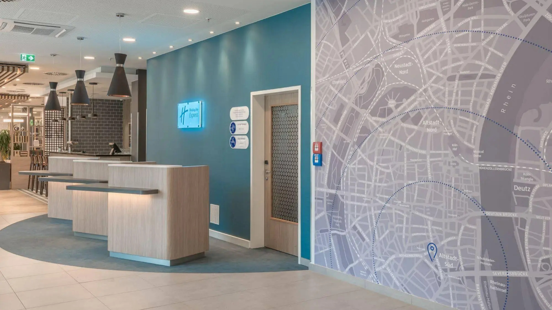 Premier Inn Cologne City Sud Hotel