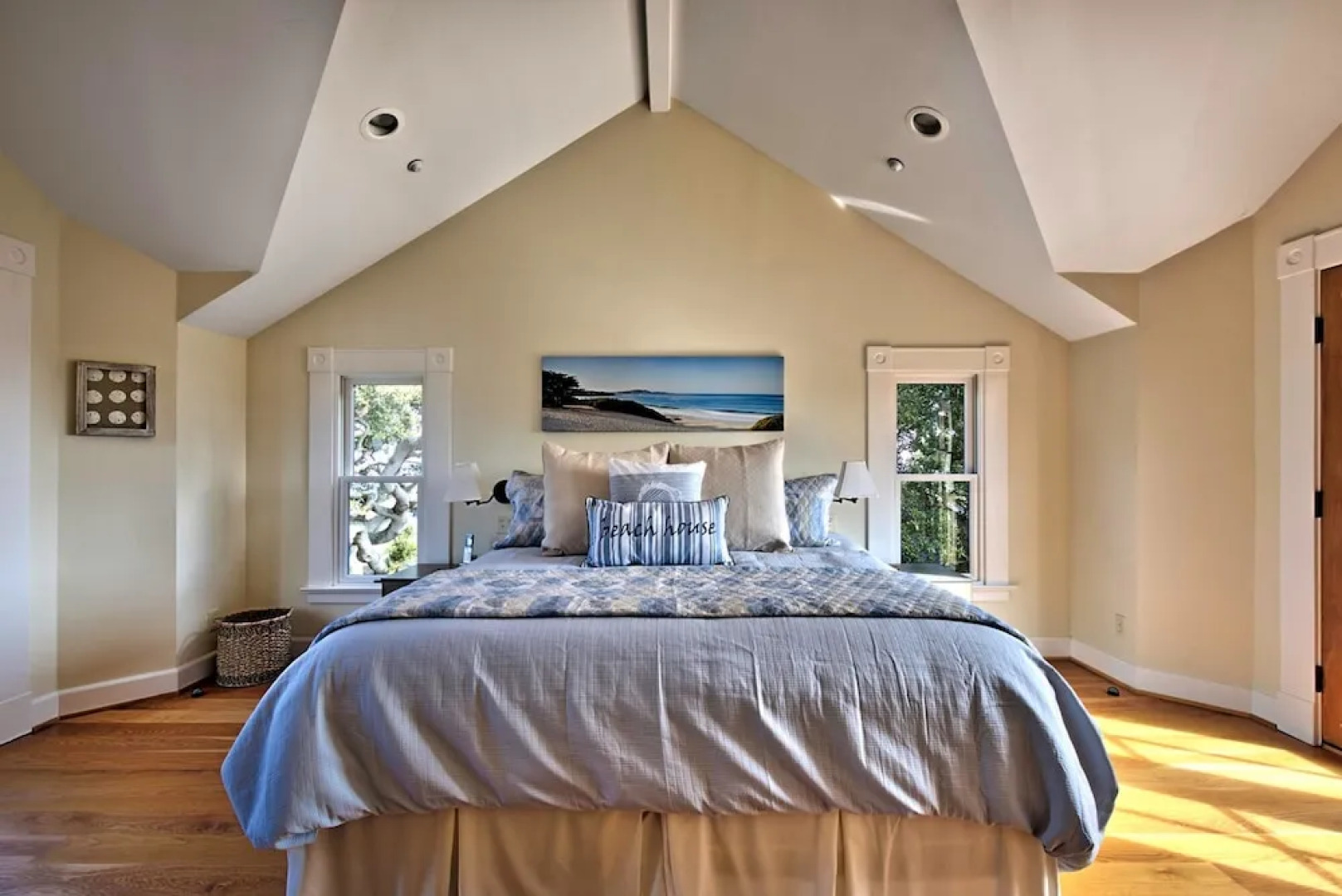 3715 Bliss by the Sea