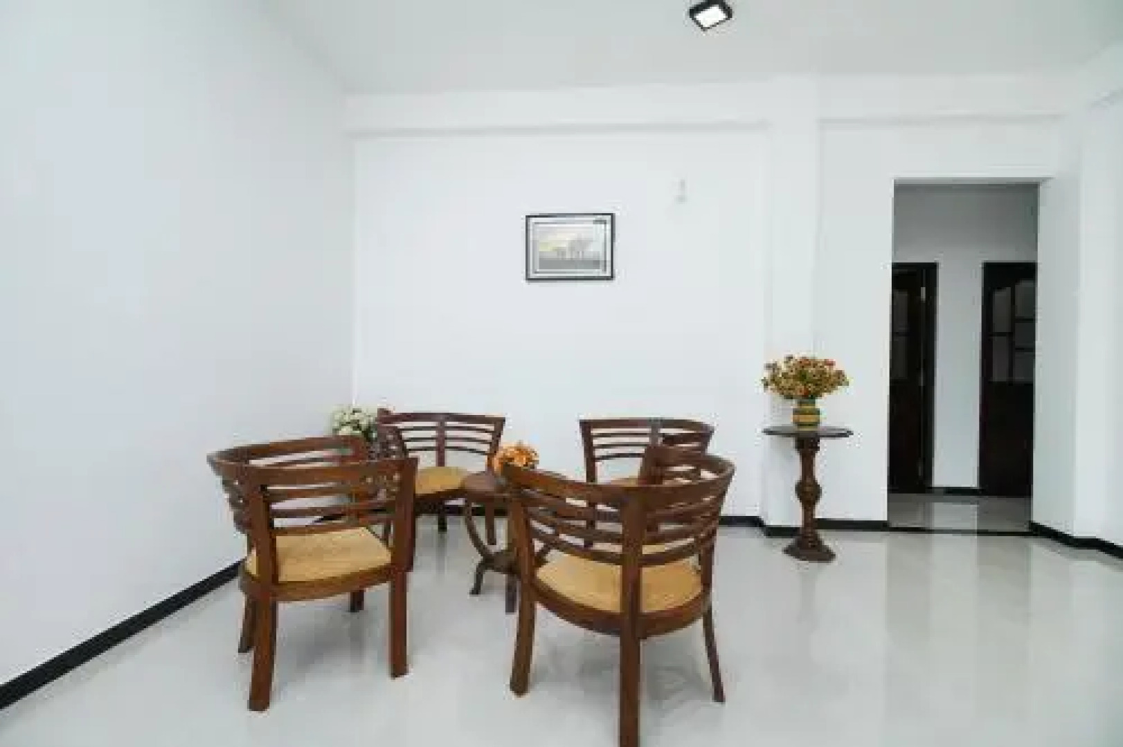 OYO 407 Royal Rich Villa