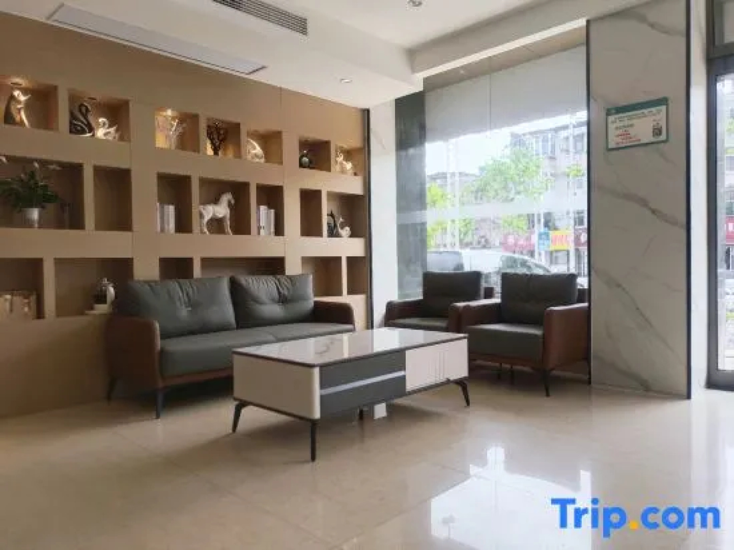 Xinxiang 988 Hotel (No. 2 Middle School and Second Hospital Branch)