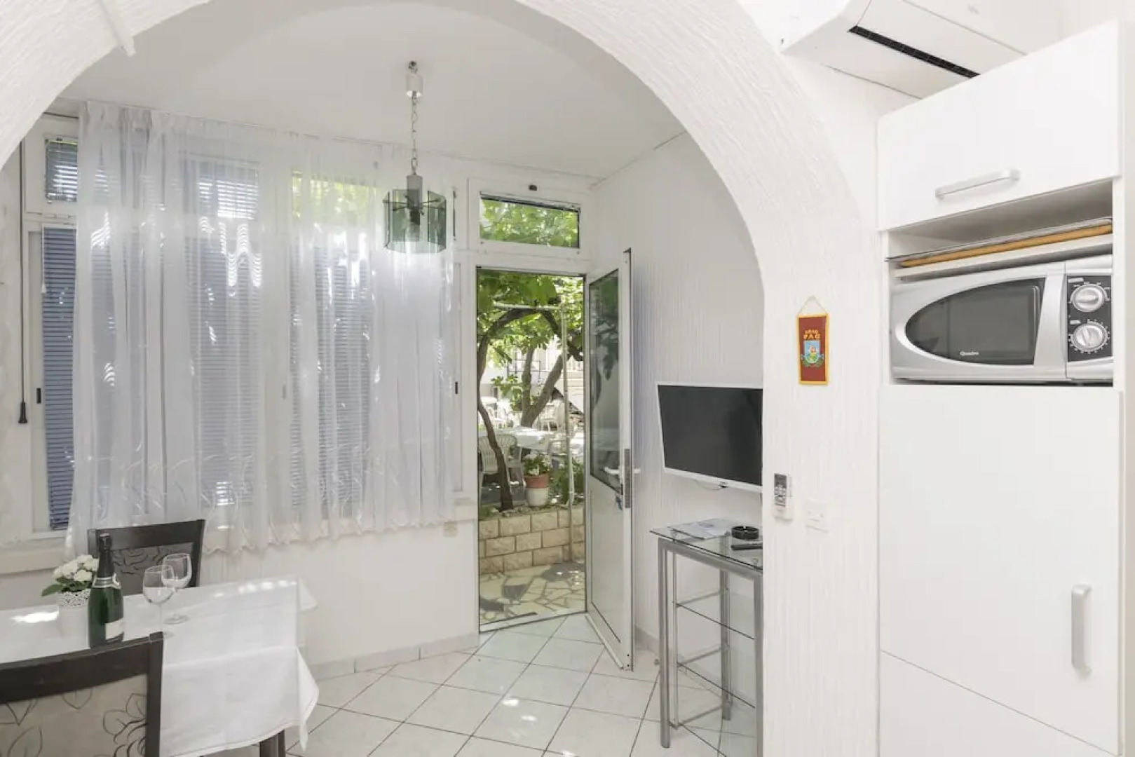 Apartments & Rooms Tina Drazica