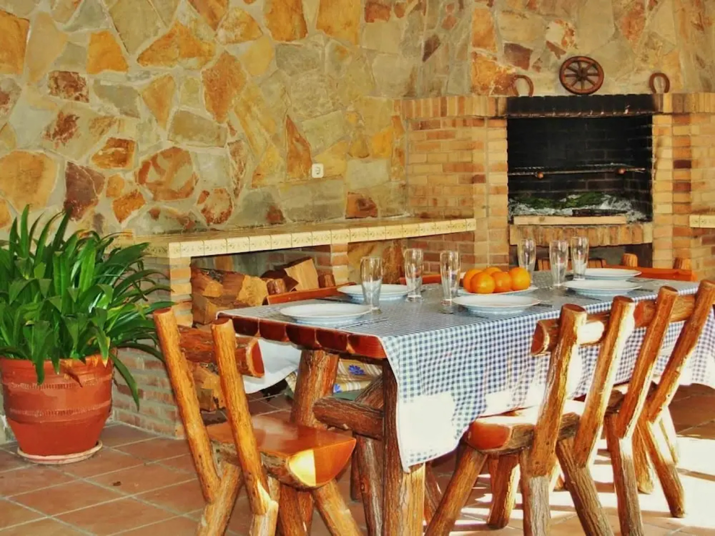 Authentic holiday villa in Sant Pol de Mar, just 250 meters from the beach