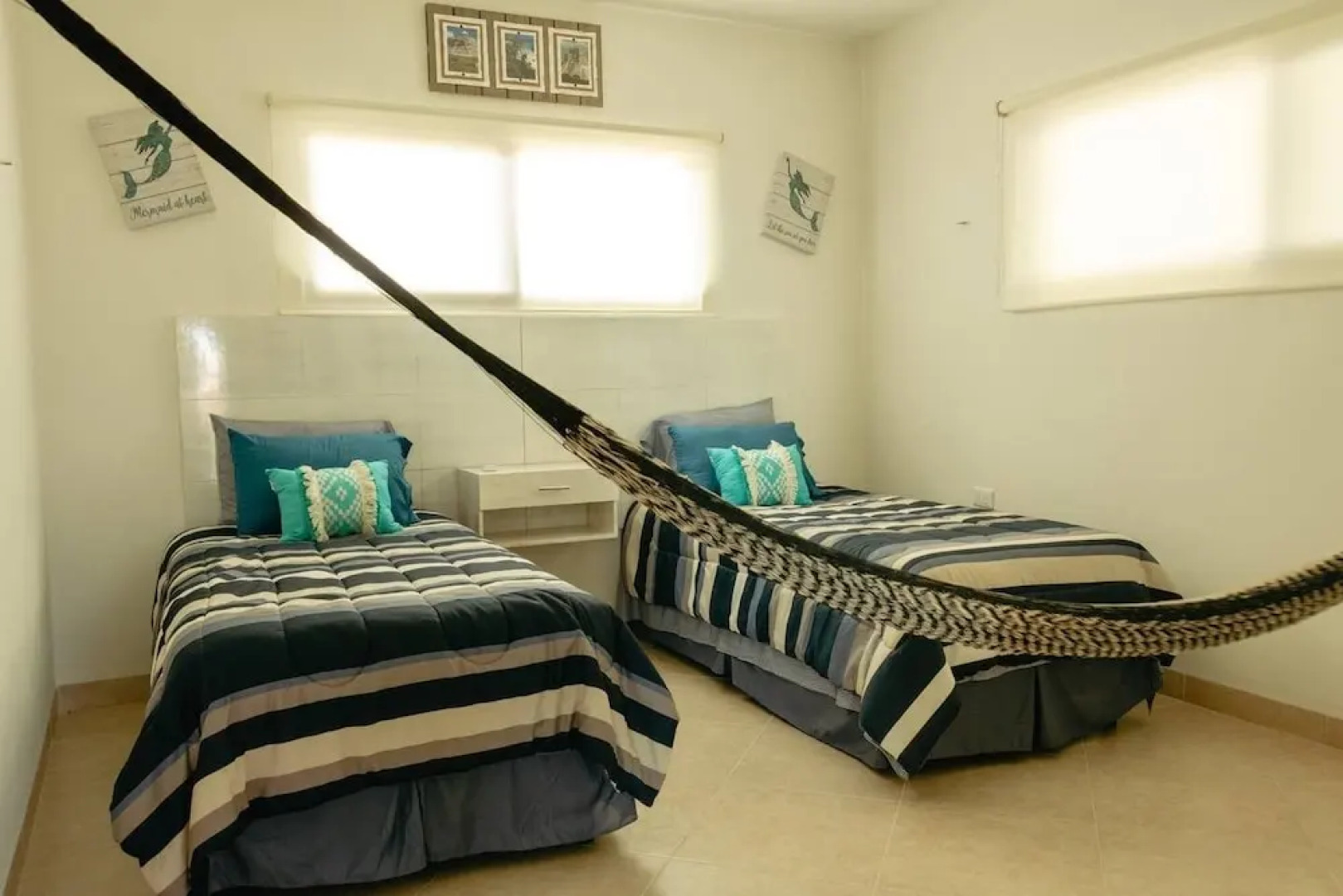 Brand NEW Condo for 6, 1 Block From the Beach, AC!