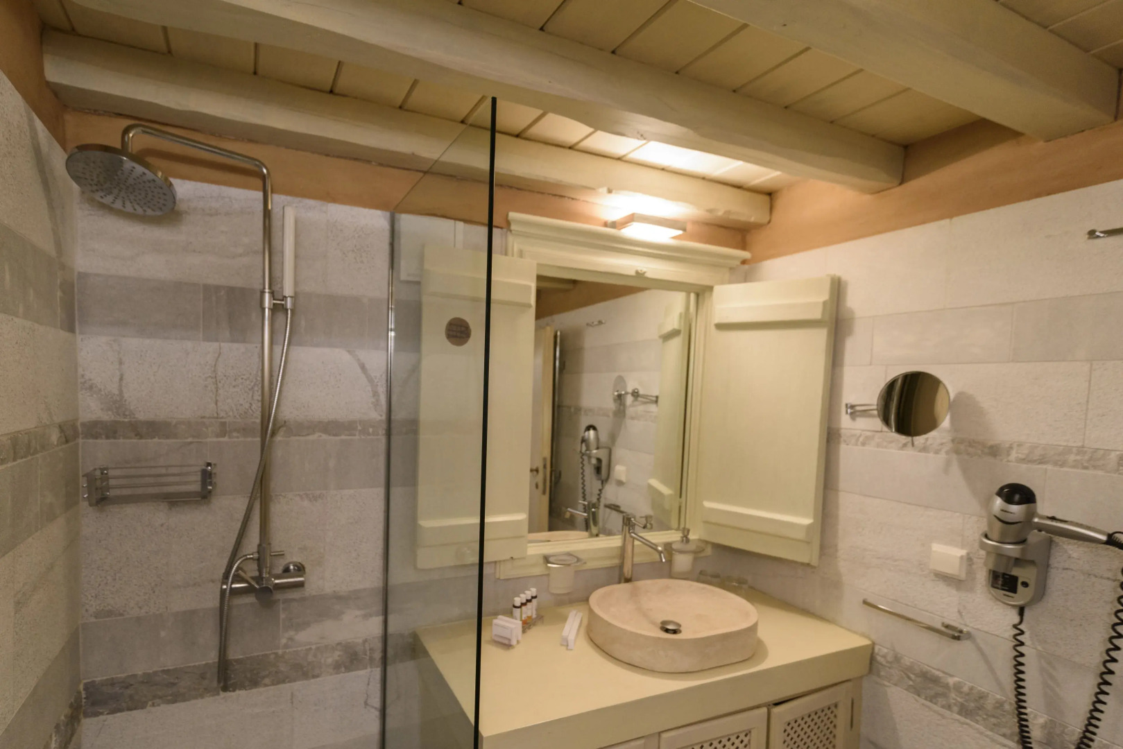 Cotommatae Hydra 1810