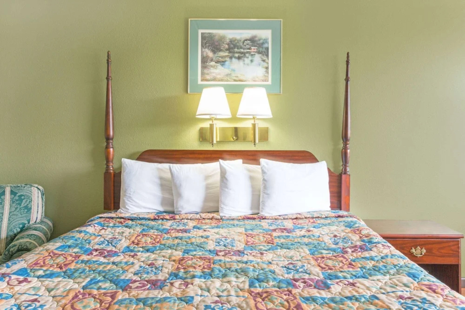 Super 8 by Wyndham Kingsport /I-81