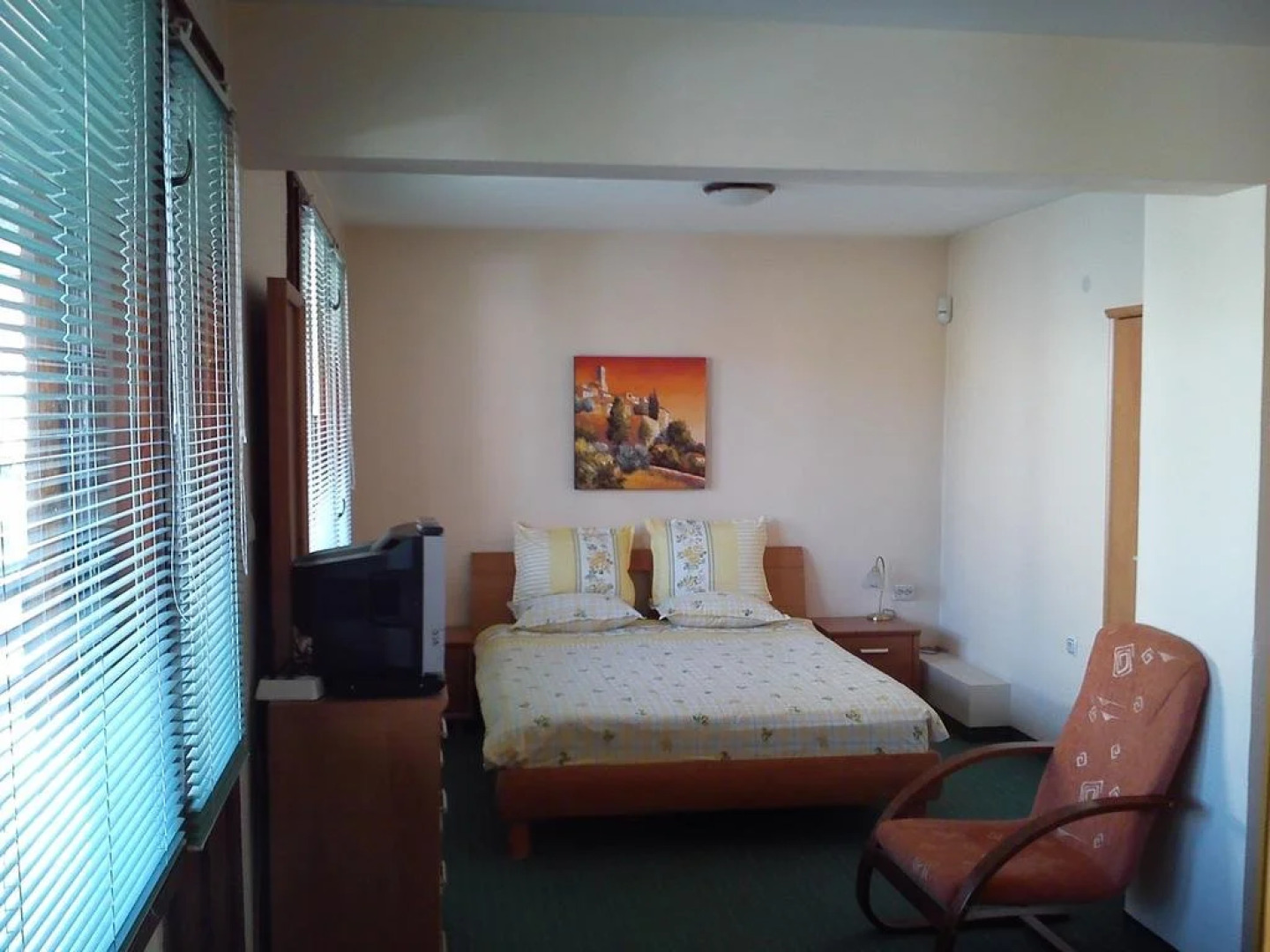 All Seasons Mountain Vistas