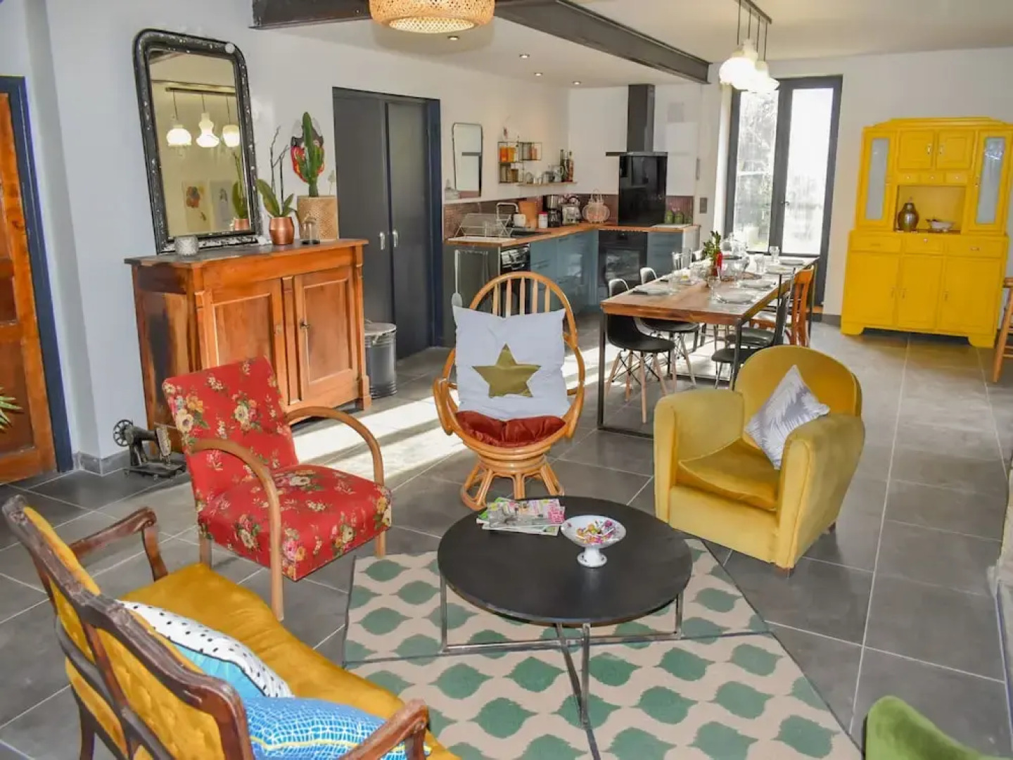 Stylish Renovated Villagehouse With Private Swimming Pool Garden and Lovely View