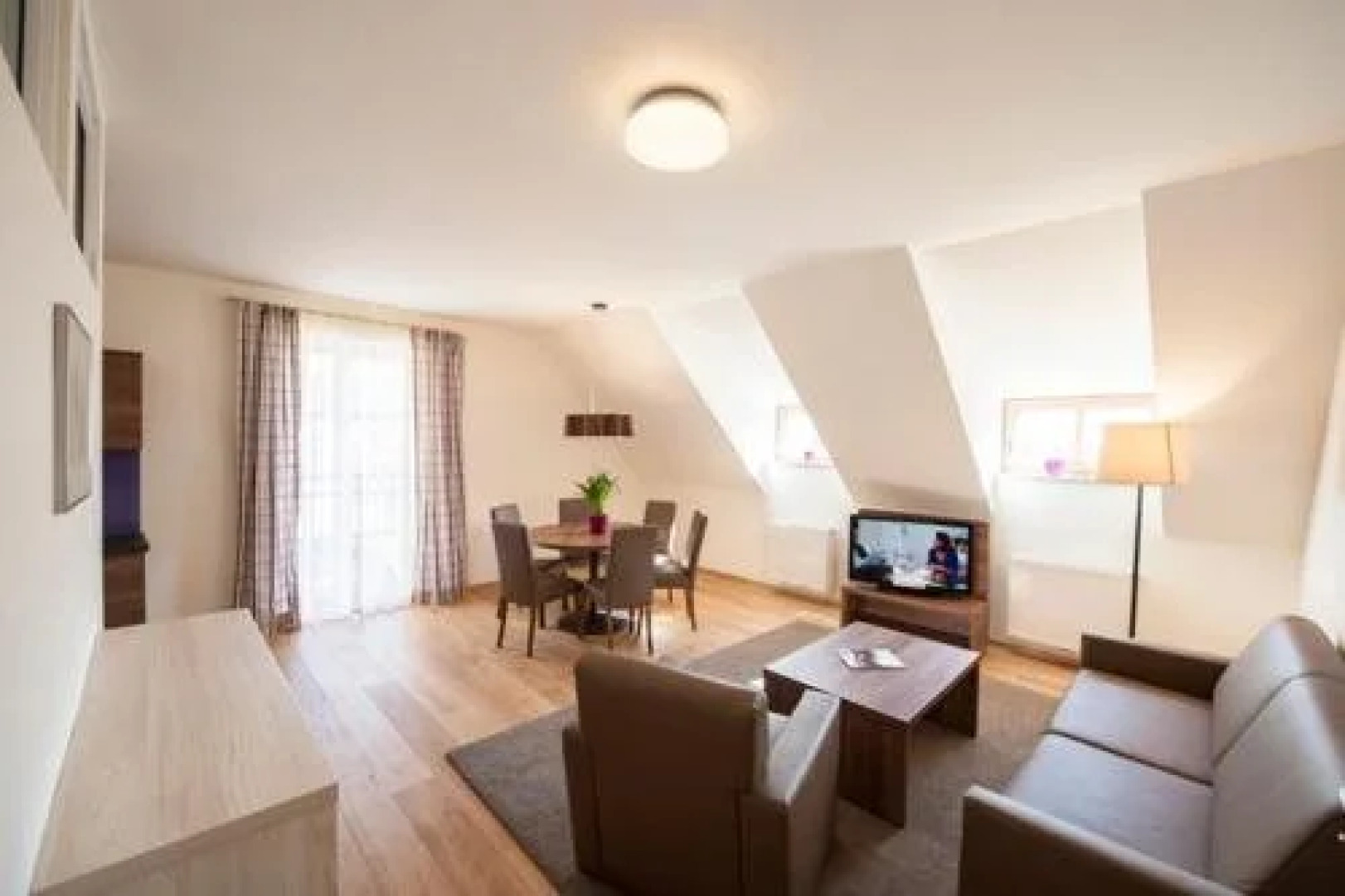 Gï¿½stehaus & Appartements Lehensteiner Wachau