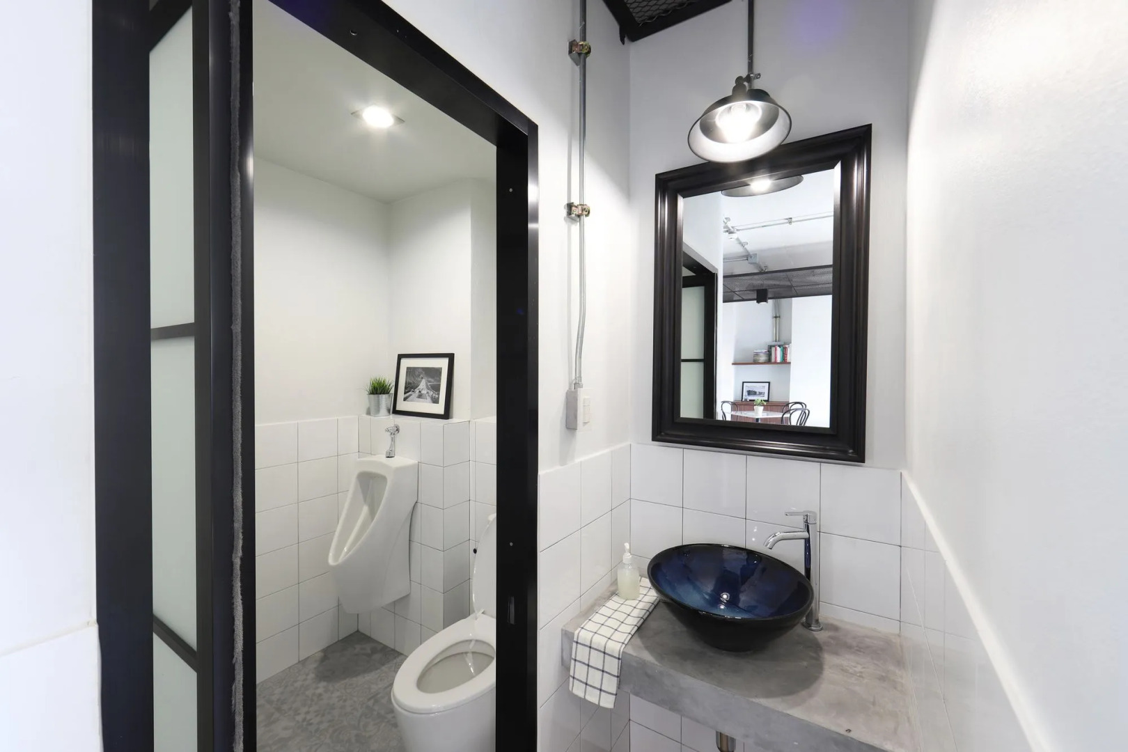 Sukh Serviced Apartment