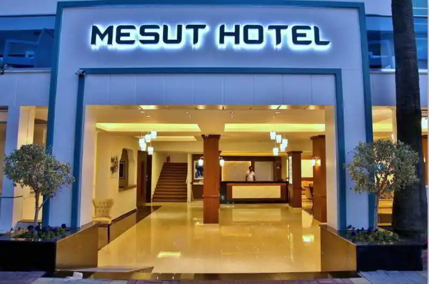 Mesut Hotel