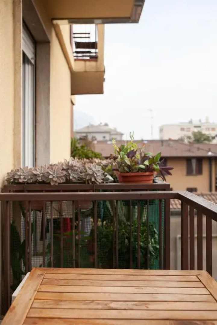 Cozy Lake Como Apartments