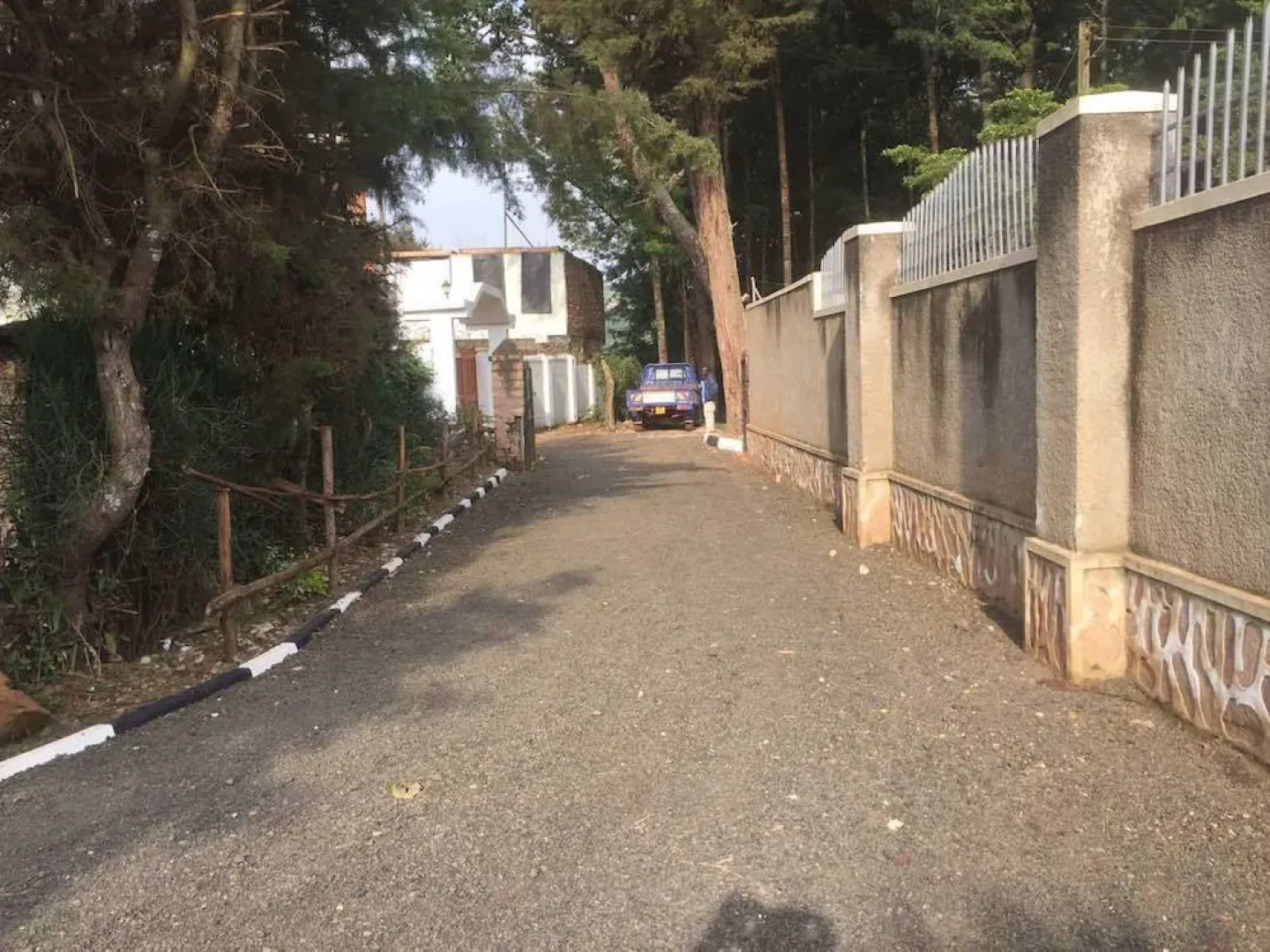 Bunyonyi Heights Inn