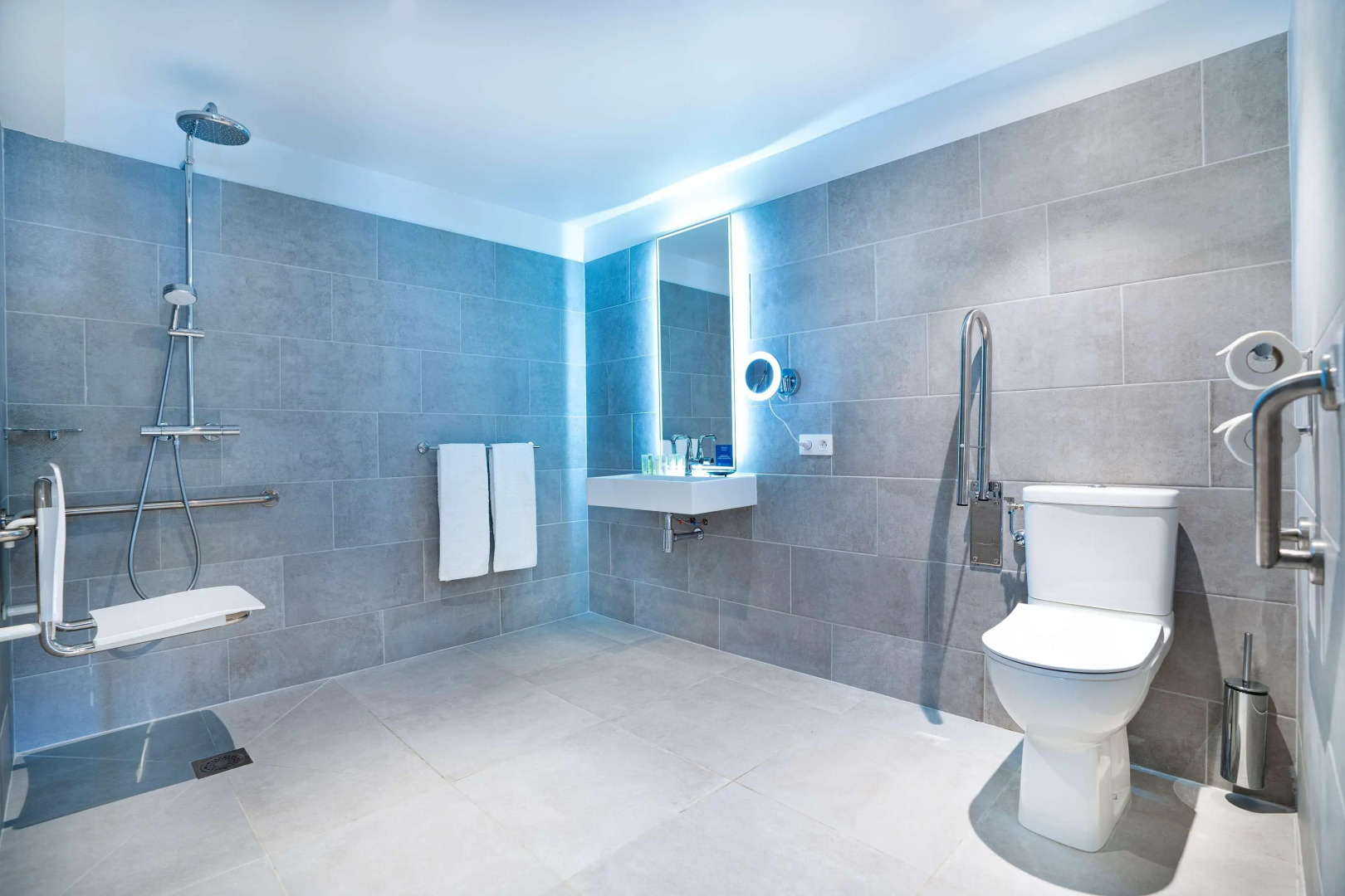 DoubleTree by Hilton Noumea Ilot Maitre Resort