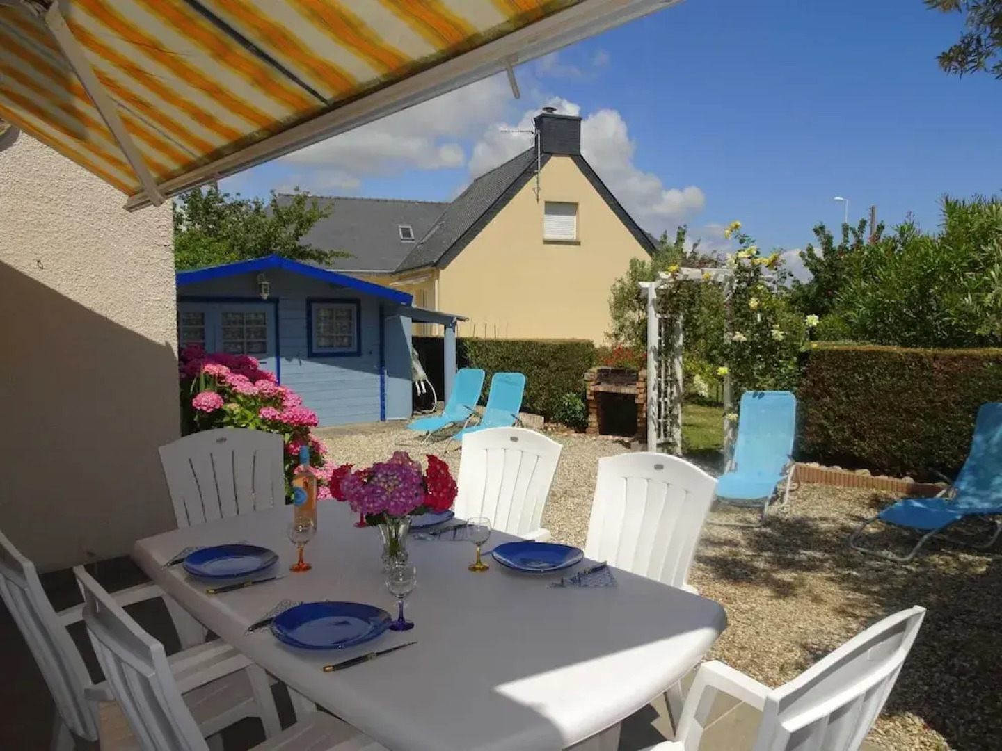 Pretty Terraced House Near the Beach, Damgan