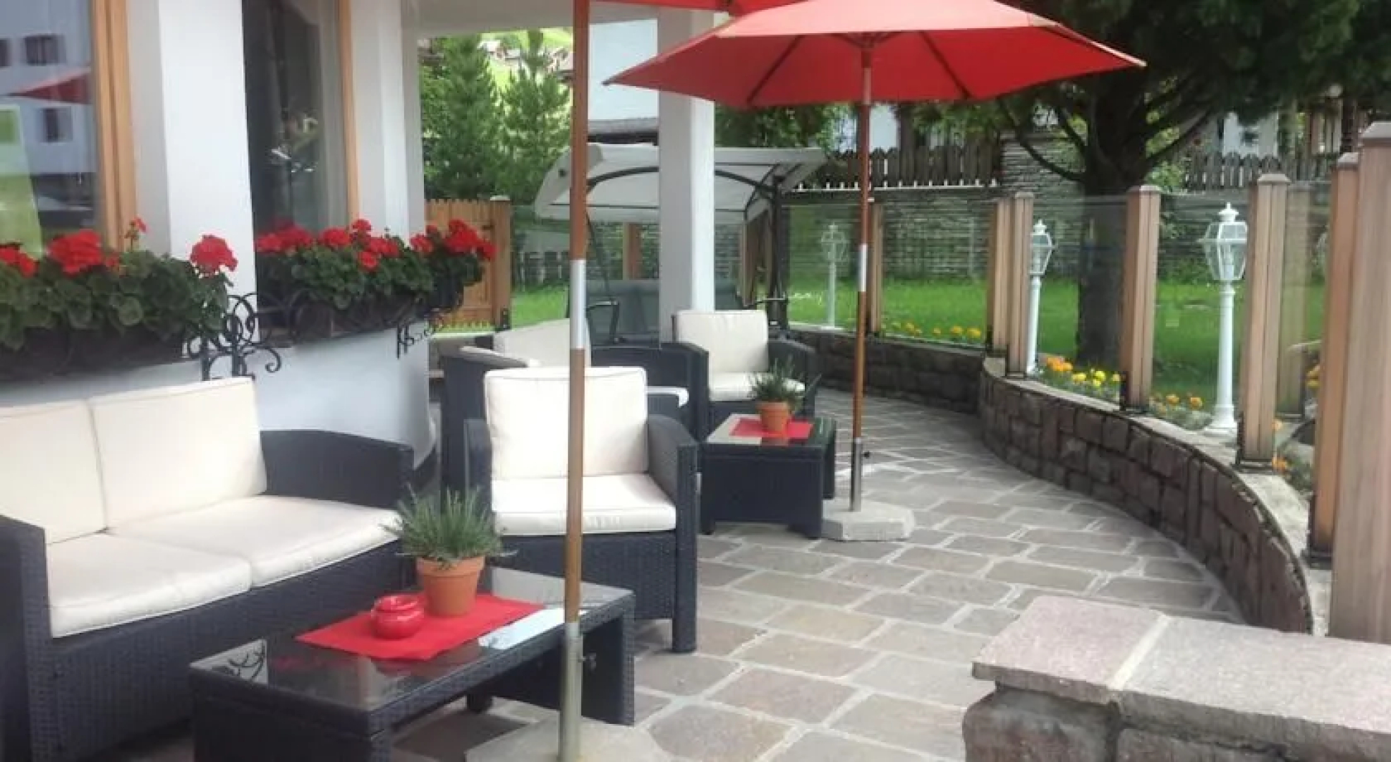 Monti Pallidi Bed and Breakfast Apartments