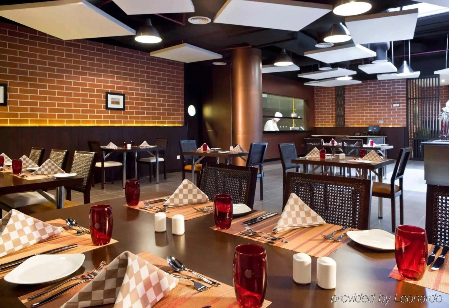 Mercure Gold Hotel Jumeirah Dubai by Accor