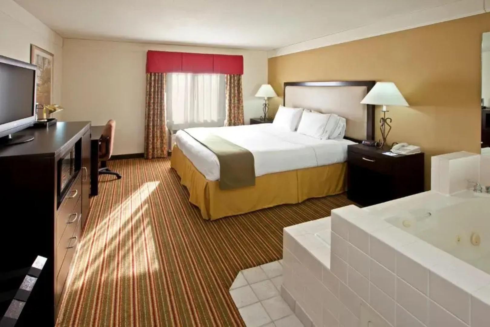 Baymont Inn & Suites Litchfield