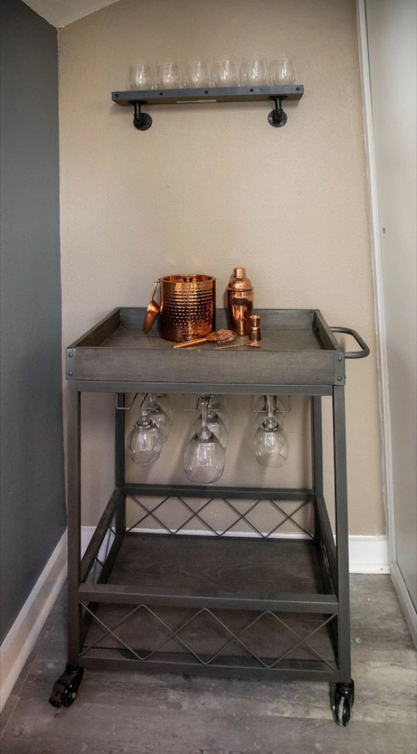 Family Home With Private Pool & Yard Only 24 Mi to Disney