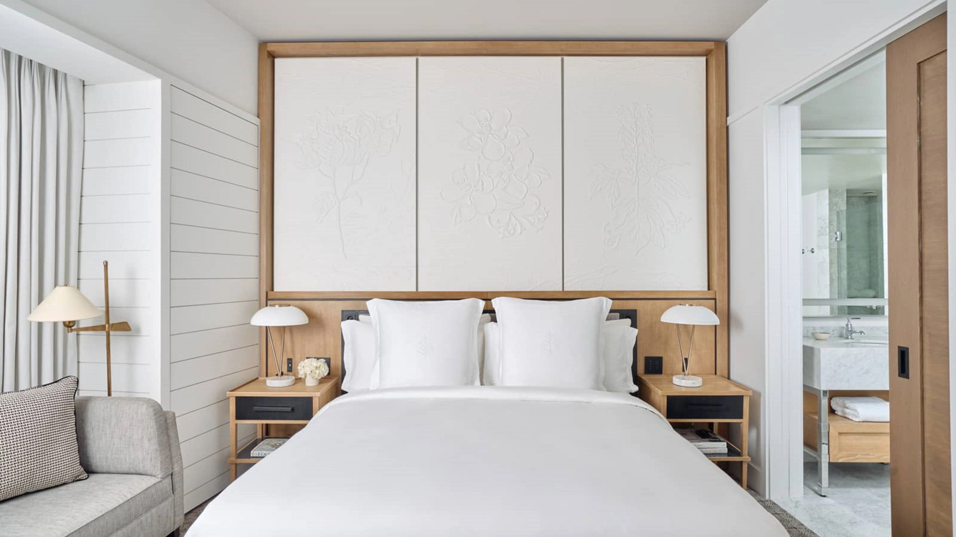 Отель Four Seasons New Orleans