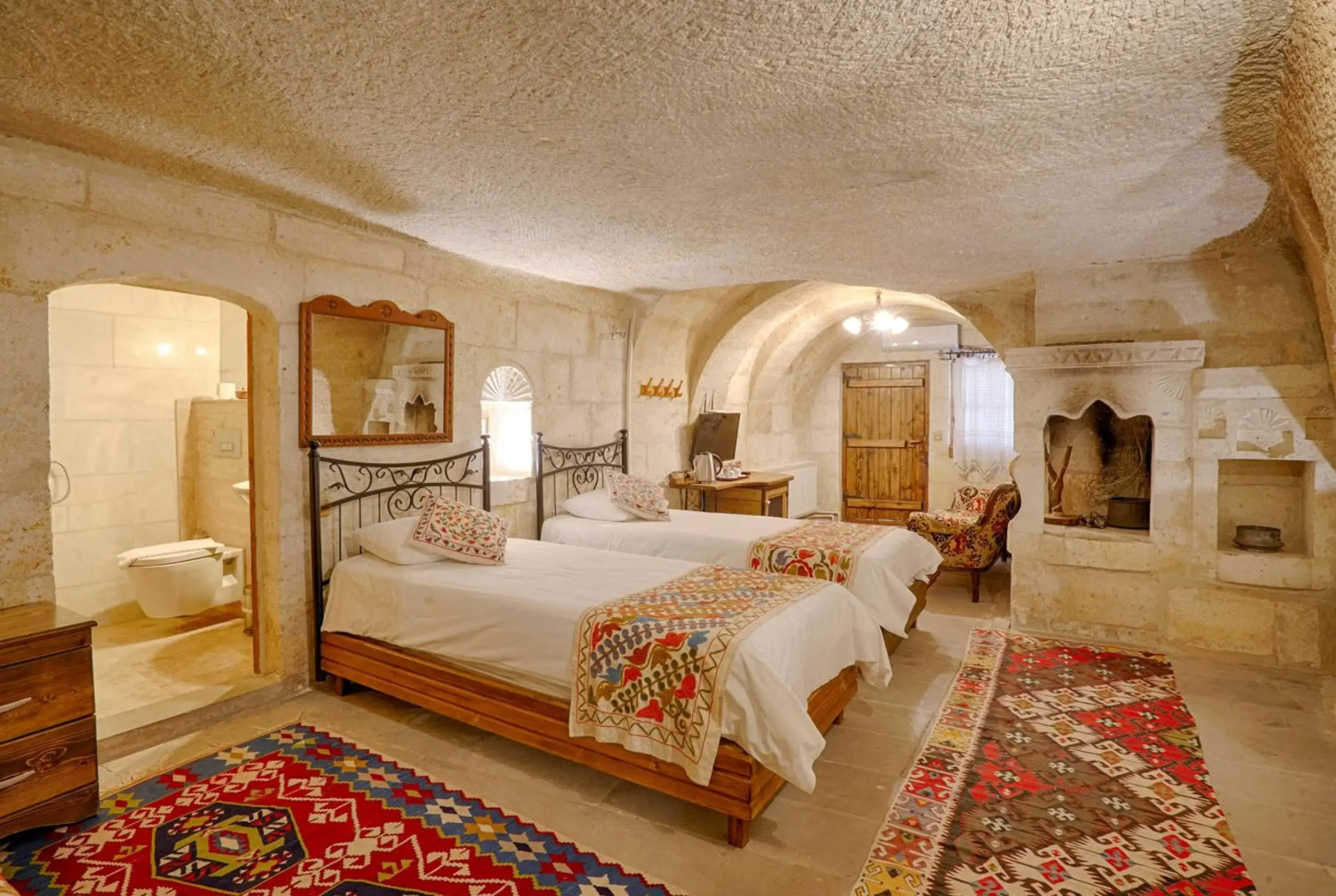 Tulip Cave Suites