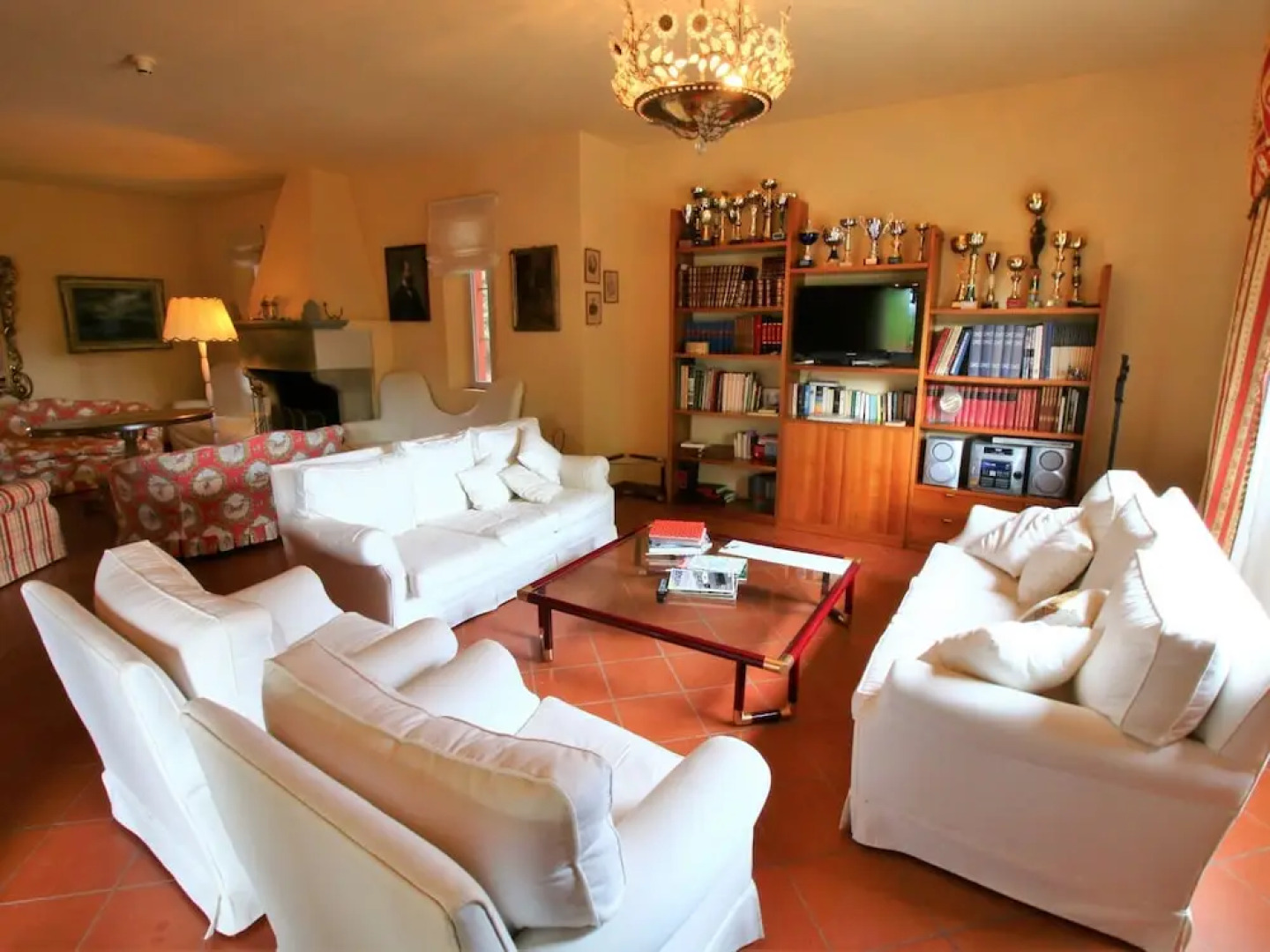 A Unique Location Surrounded by Hills and Near the sea