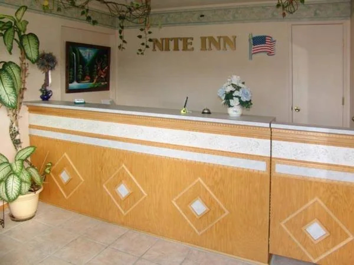 Nite Inn Motel