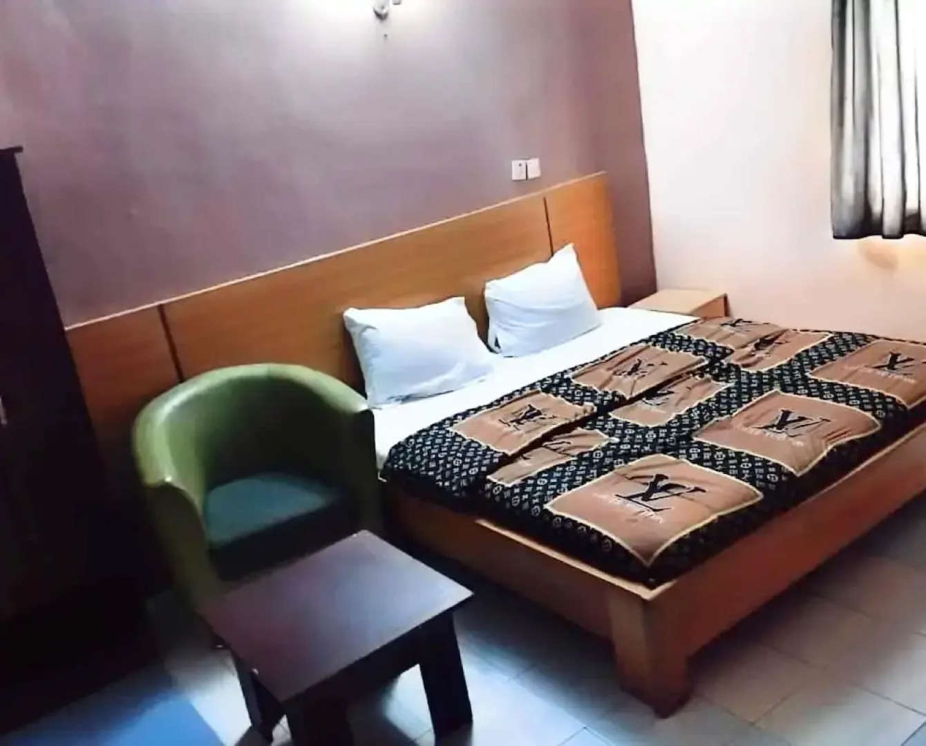 Leisure Spring Hotel