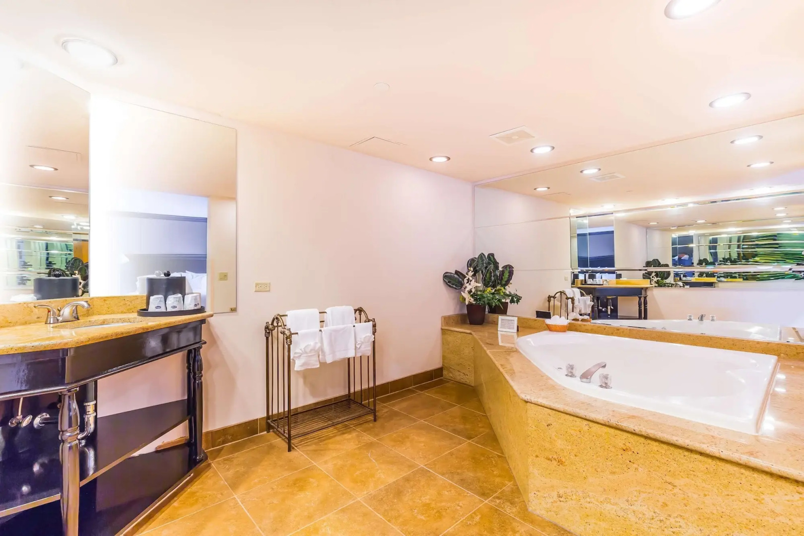 Hampton Inn & Suites Chicago/Hoffman Estates