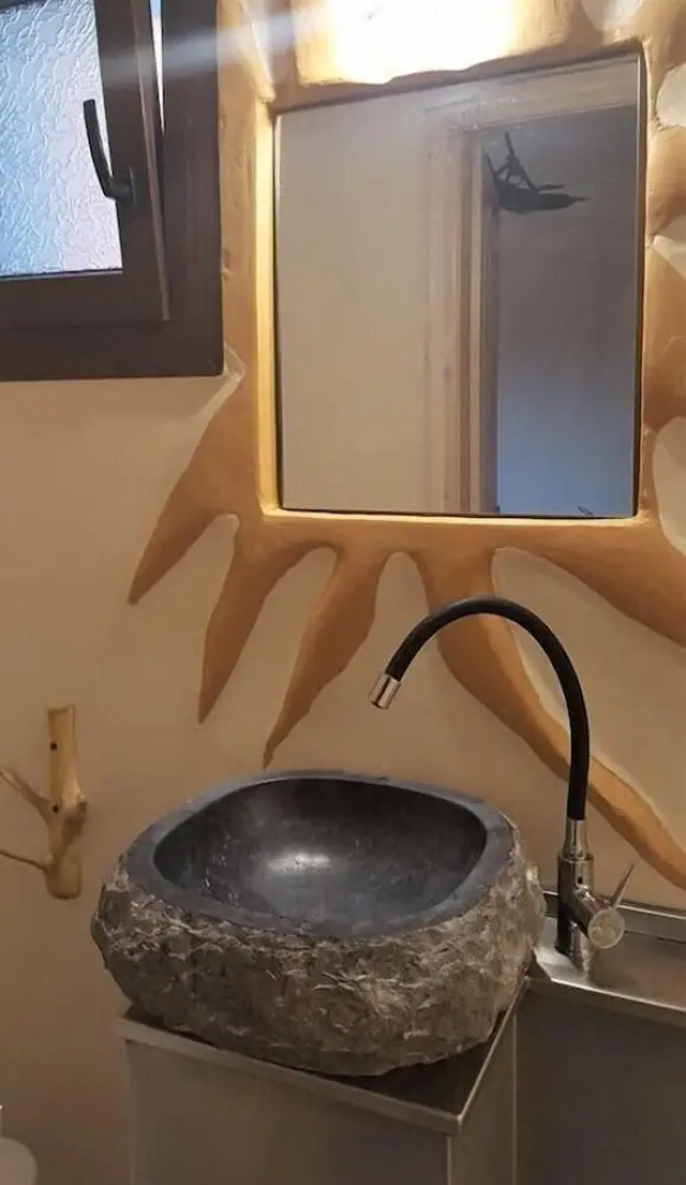 Victoria's Country Apartments