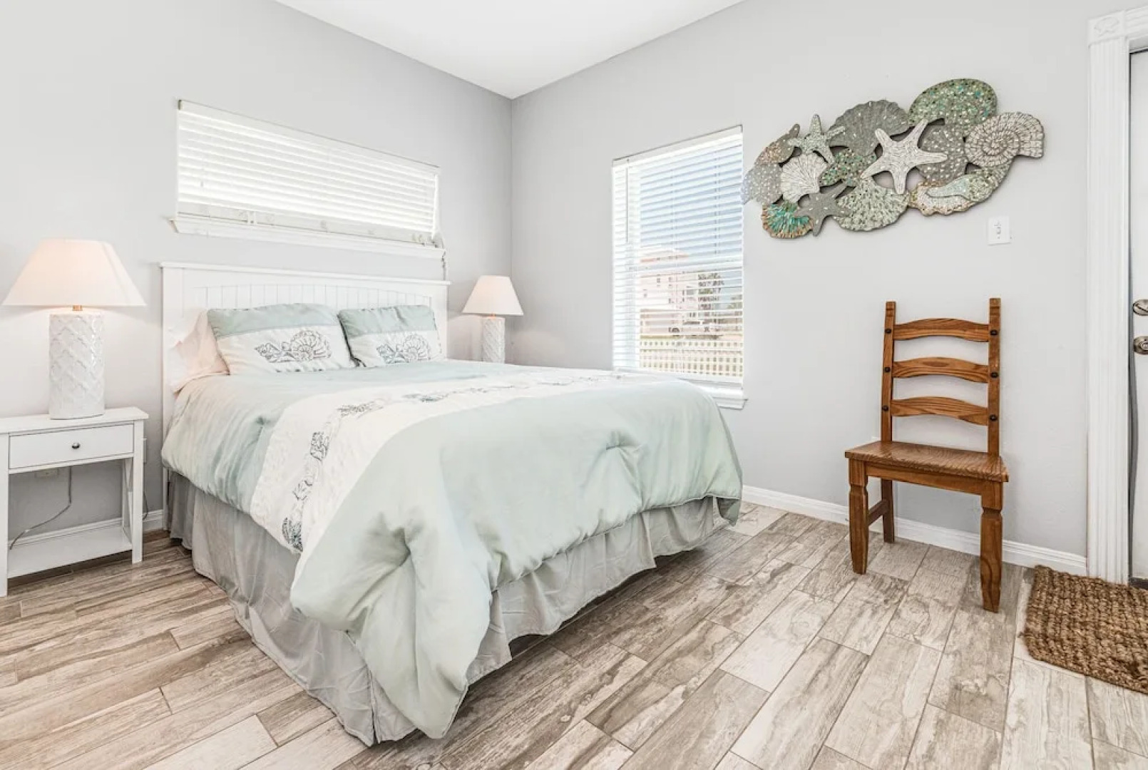 Blue Fin House- Pet Friendly & Boardwalk to the Beach!