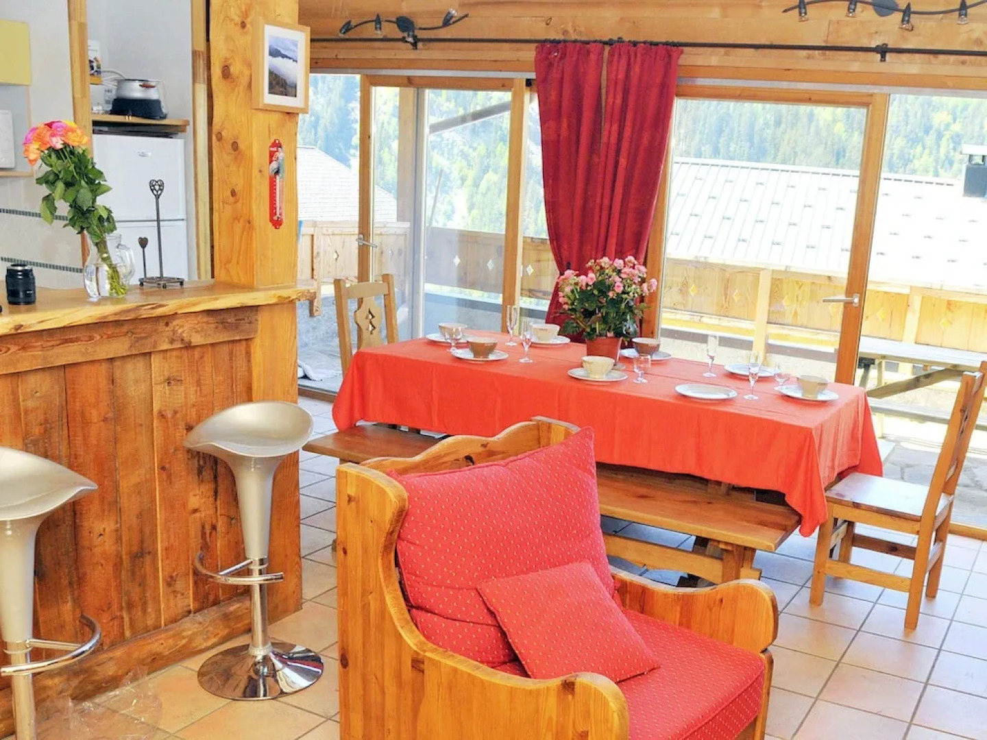 New and Modern Chalet Just 350 m From the ski Lifts
