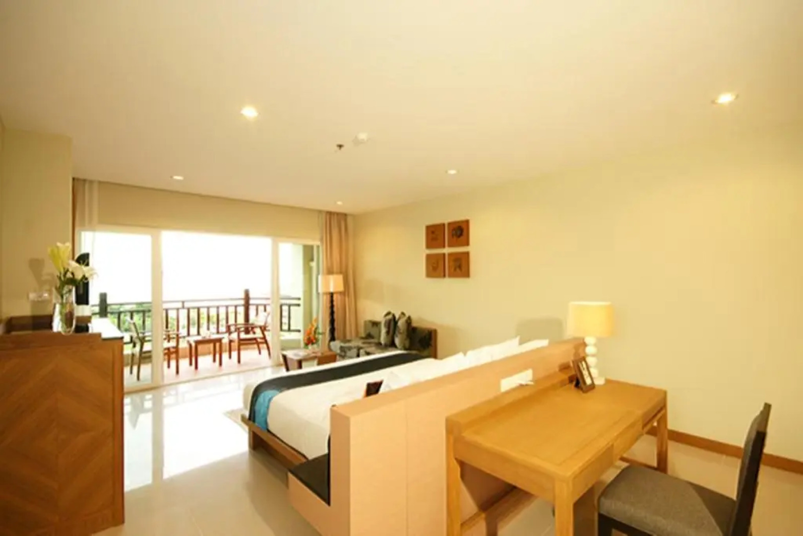 The Heritage Pattaya Beachfront Resort