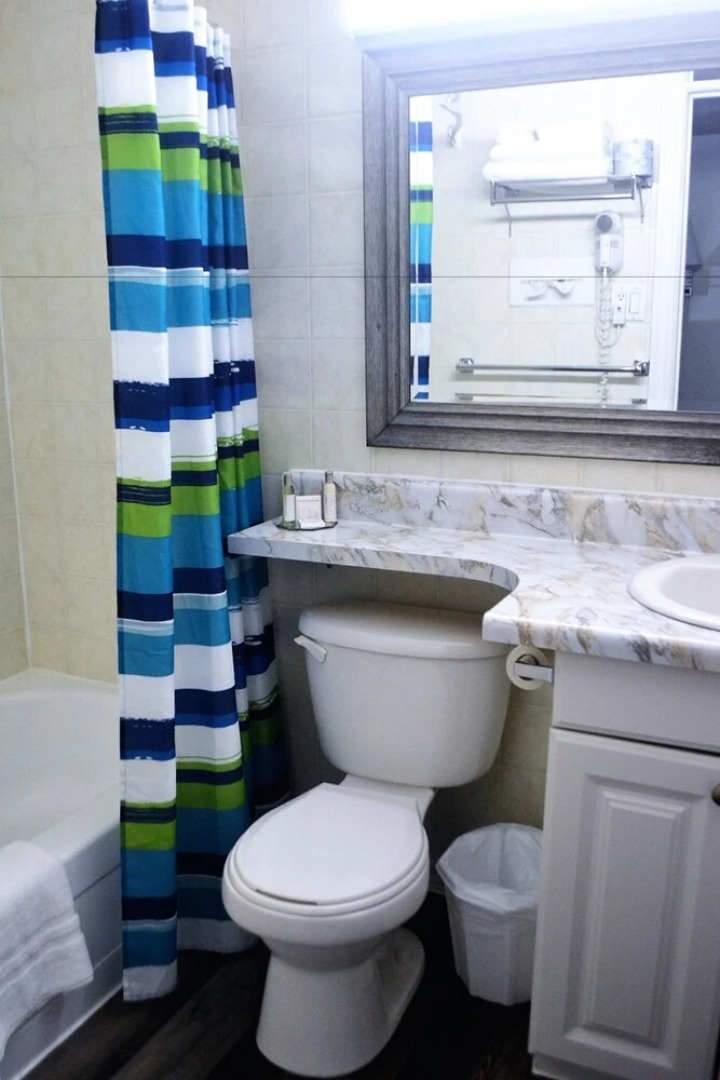 Stratford Suburban Motel