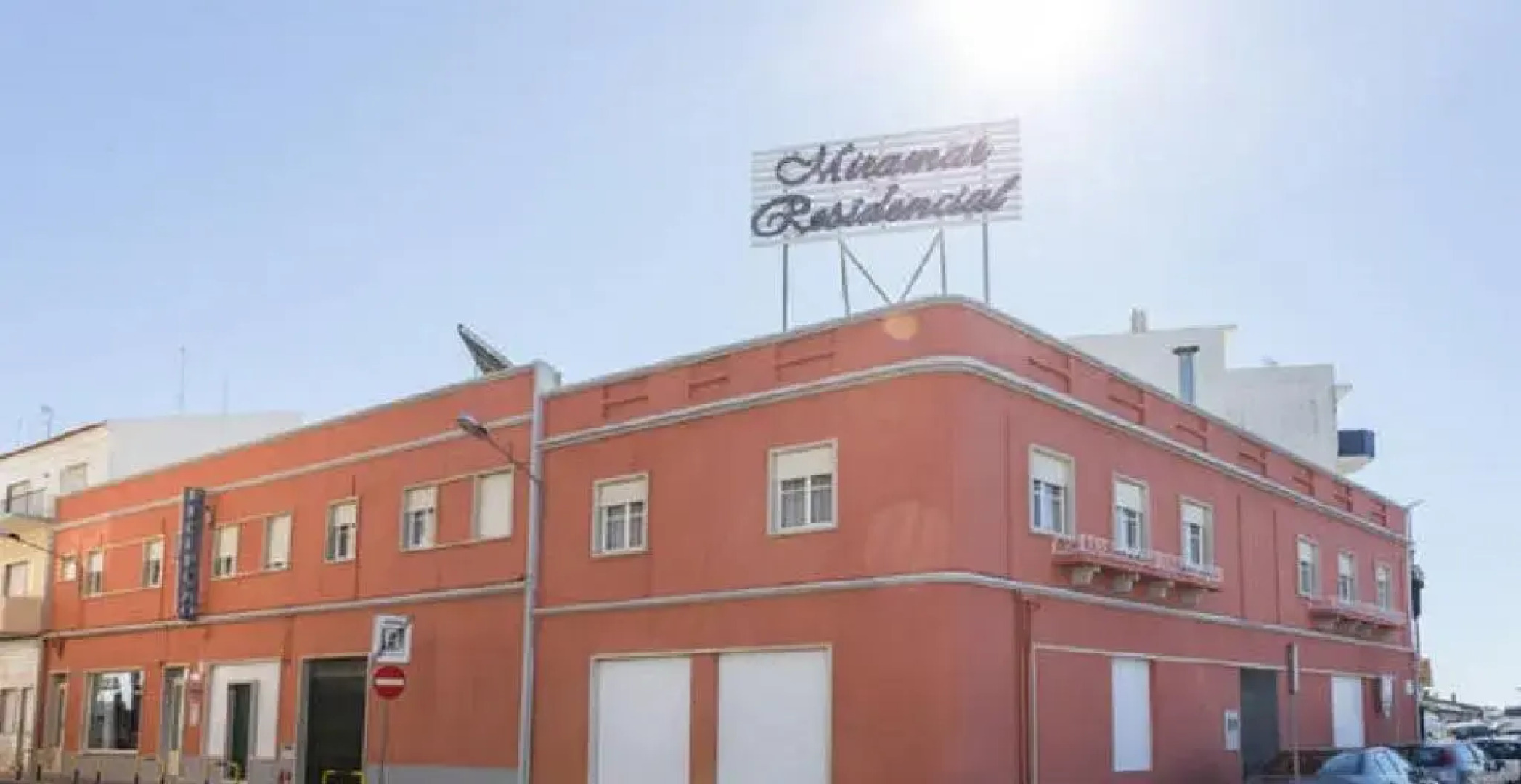 Residencial Miramar by Portugalferias