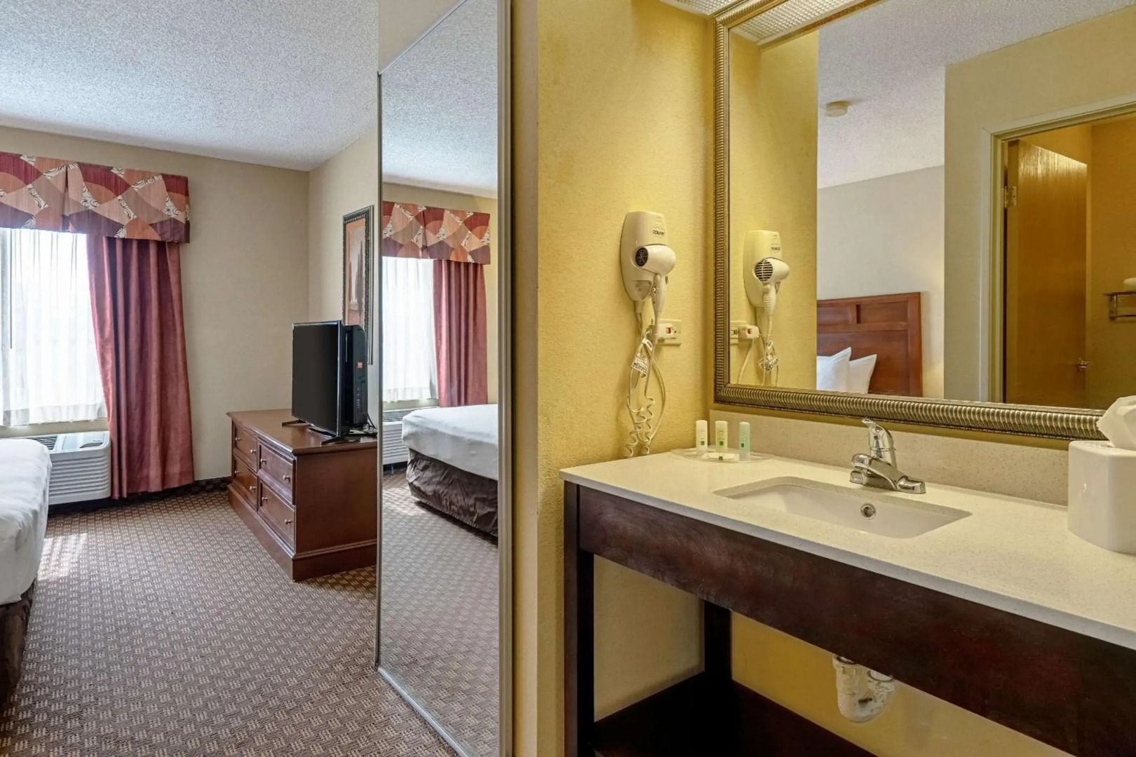 Quality Suites San Antonio Northeast
