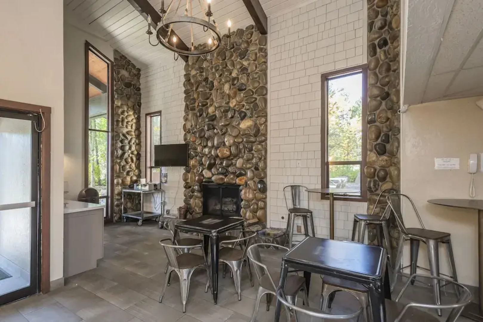 The Inn at Truckee