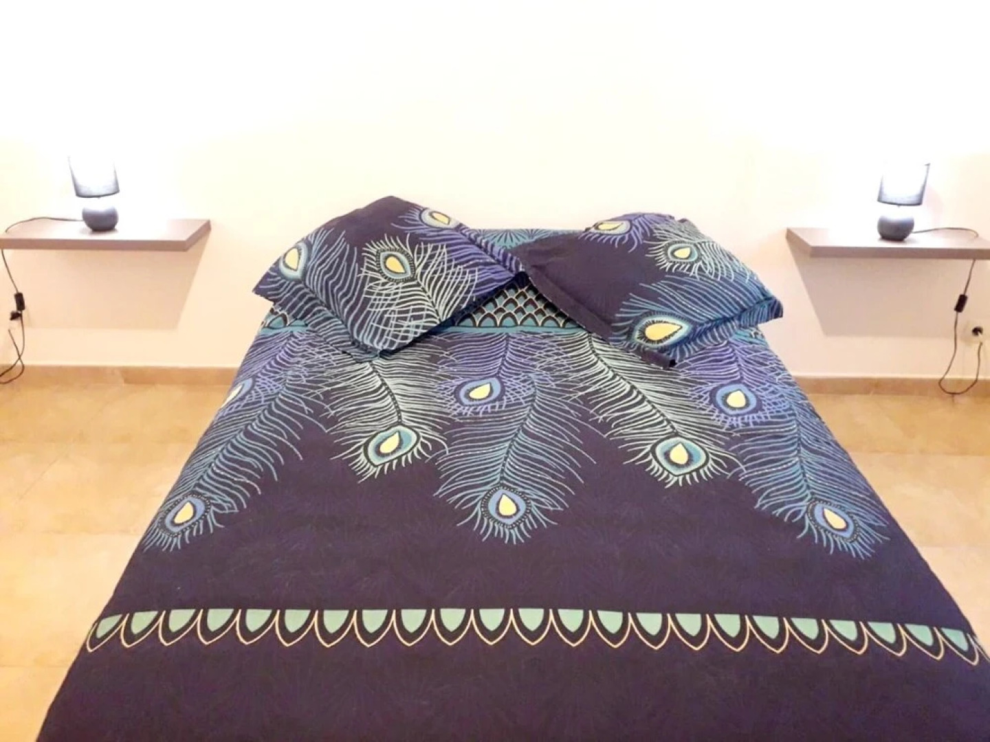 House with 2 Bedrooms in Hell-Bourg, with Wonderful Mountain View, Enclosed Garden And Wifi - 89 Km From the Beach