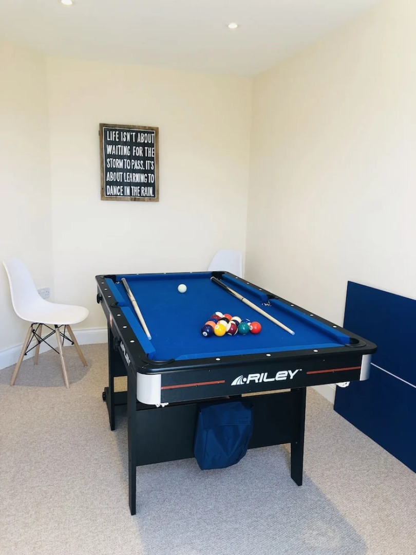 Stunning new 4 bed Cottage Heart of Pembrokeshire