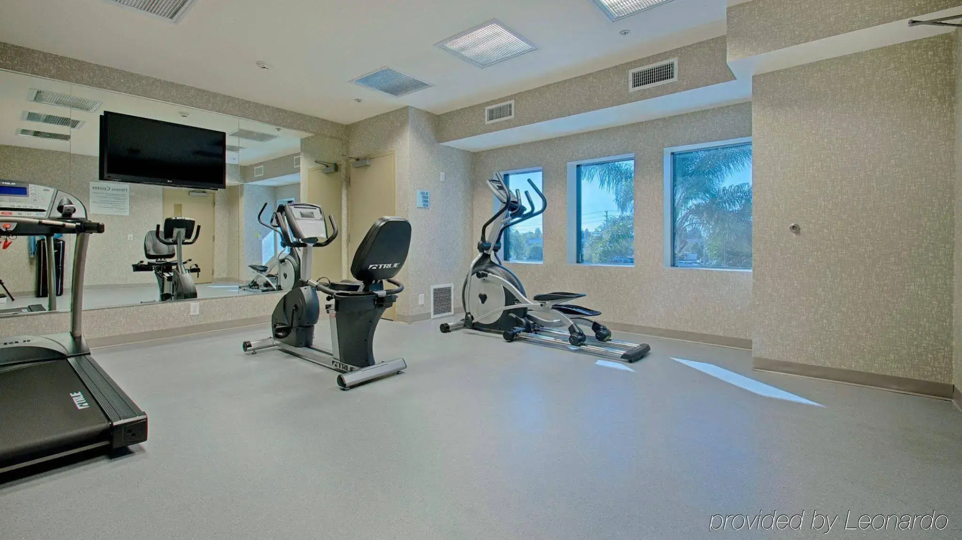 Hampton Inn by Hilton Costa Mesa Newport Beach