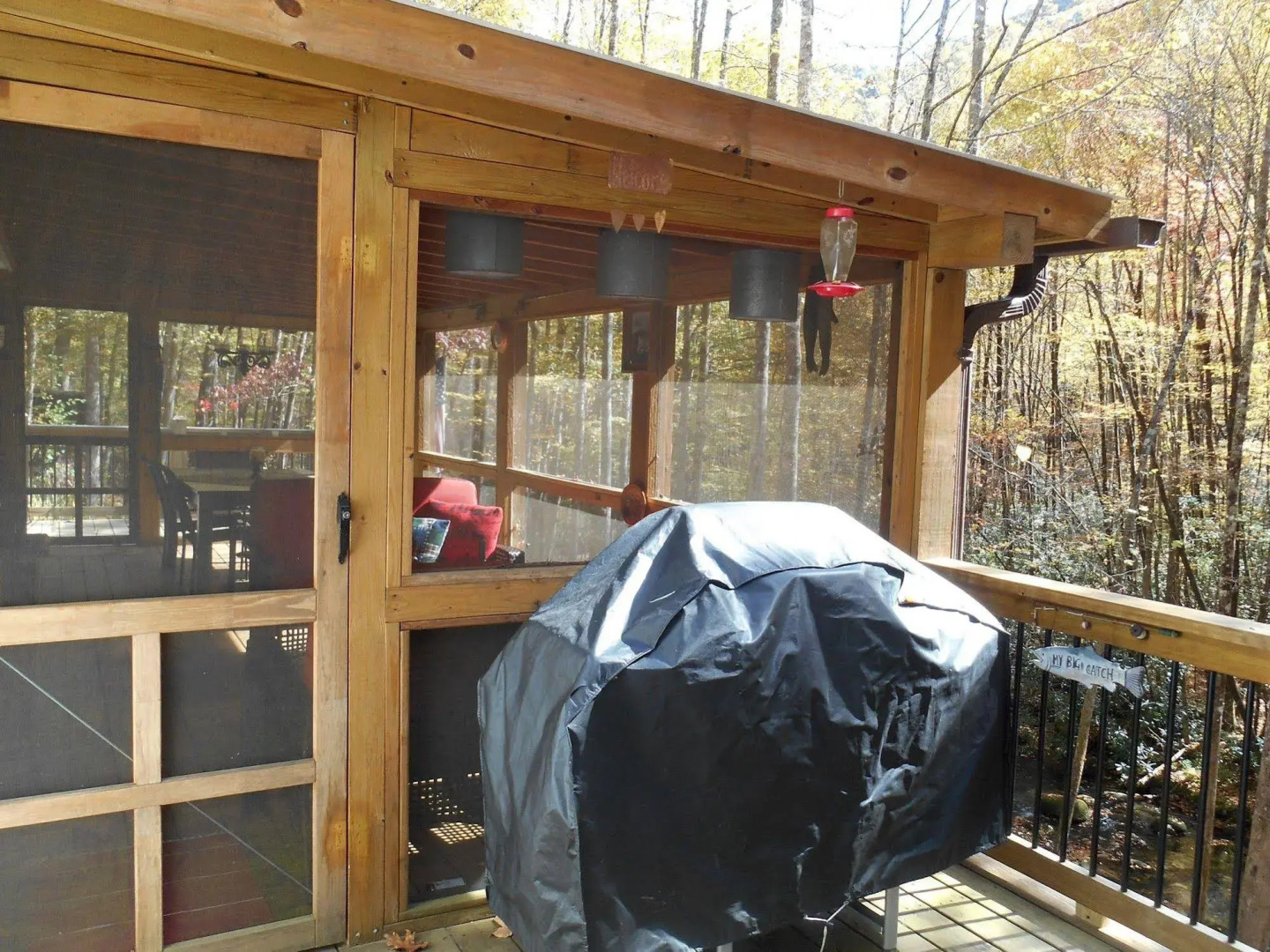 The Owl's Perch (5 inch clearance needed)