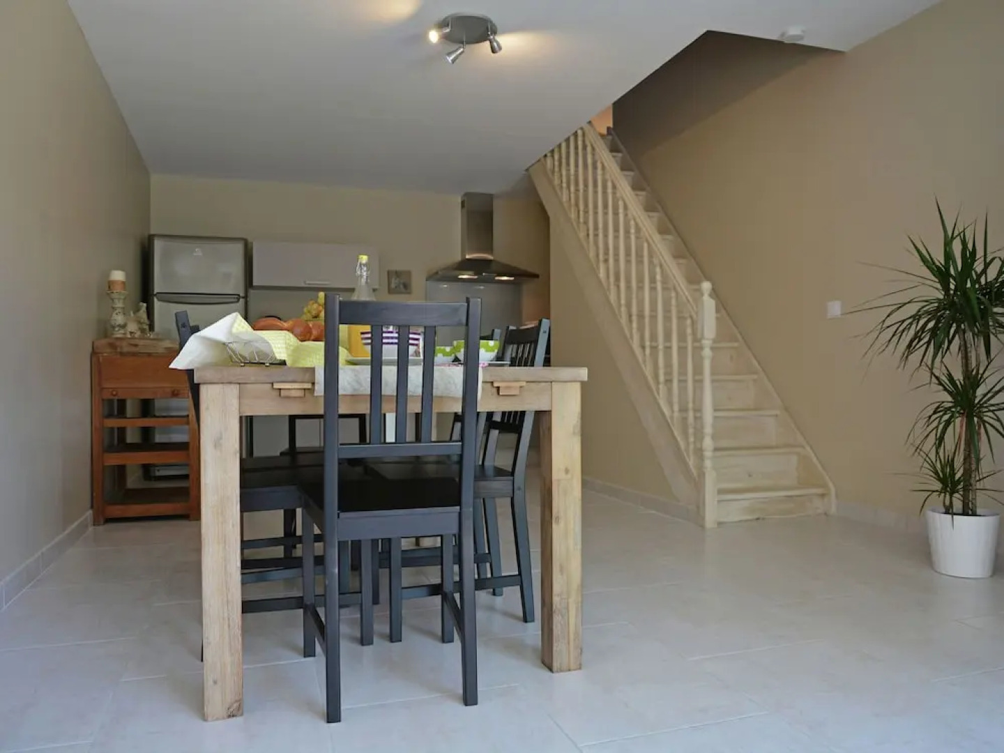 Sun-kissed Villa in Carpentras With Swimming Pool