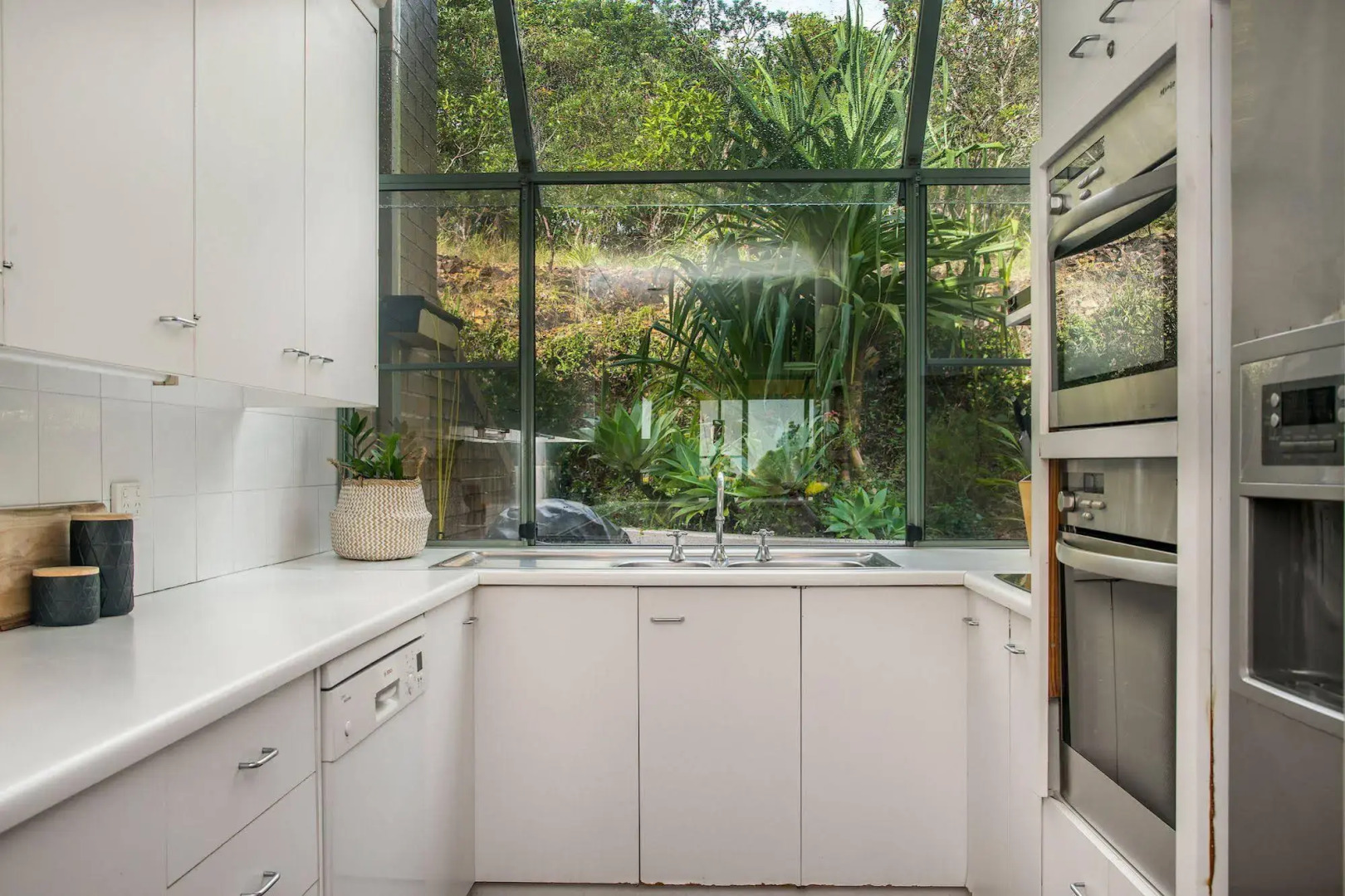 A PERFECT STAY –11 James Cook Apartment