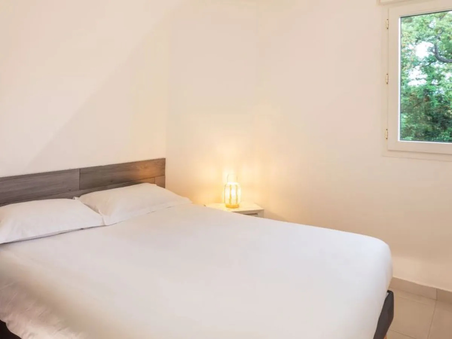 Marina Bianca (MNI105)