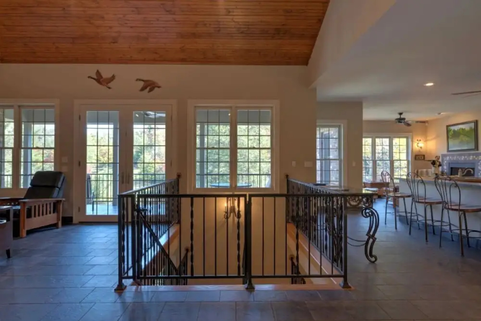 Lake Serenity - 6 Br Home