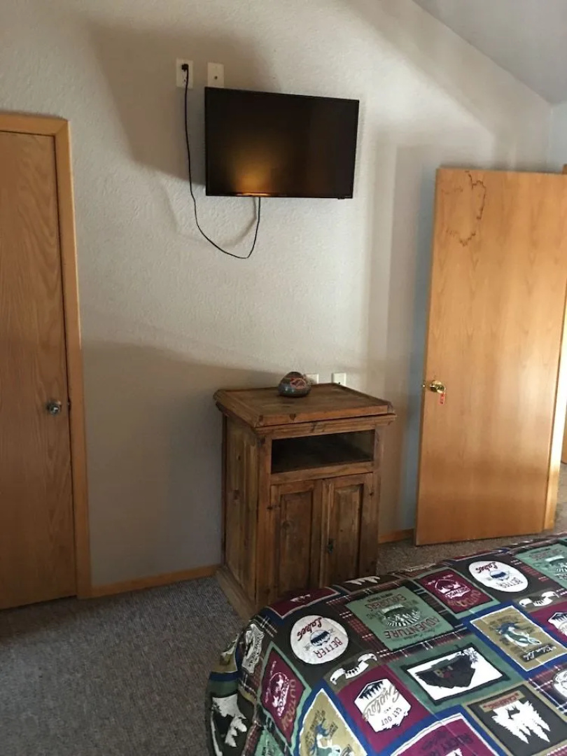 The Lodge at Lazy Bear Retreat