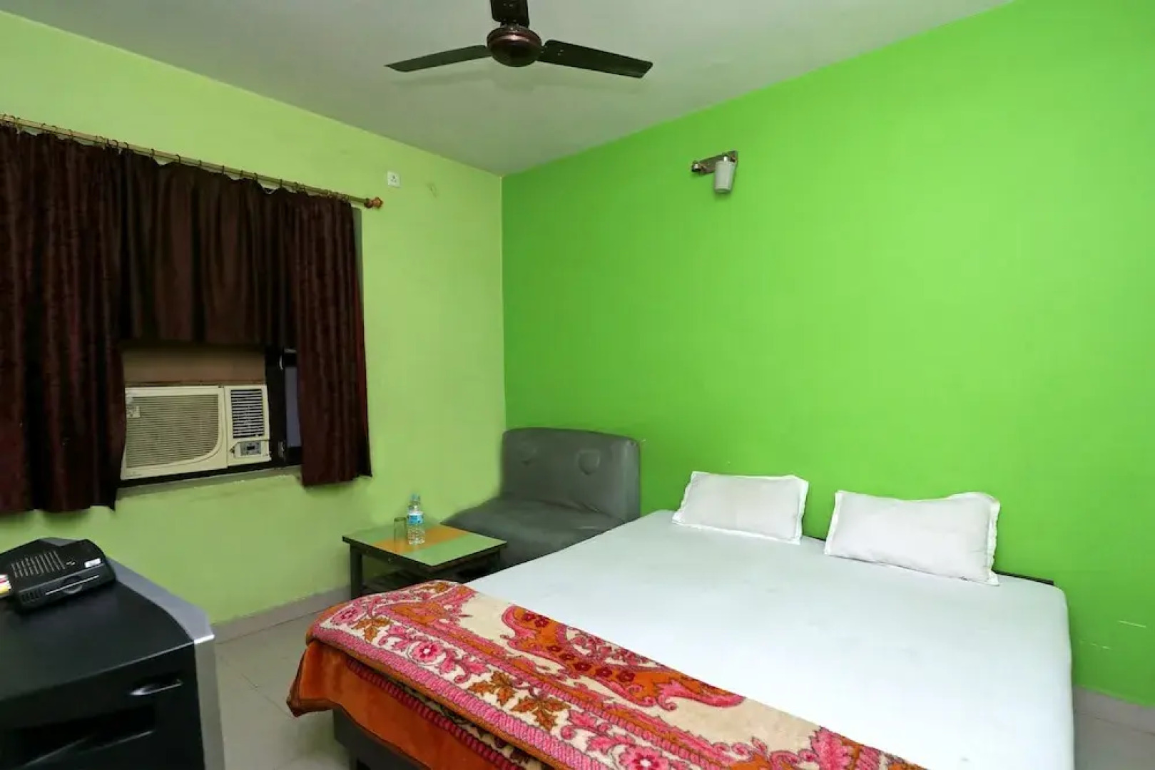 Spot On 42114 Hotel Ashoka