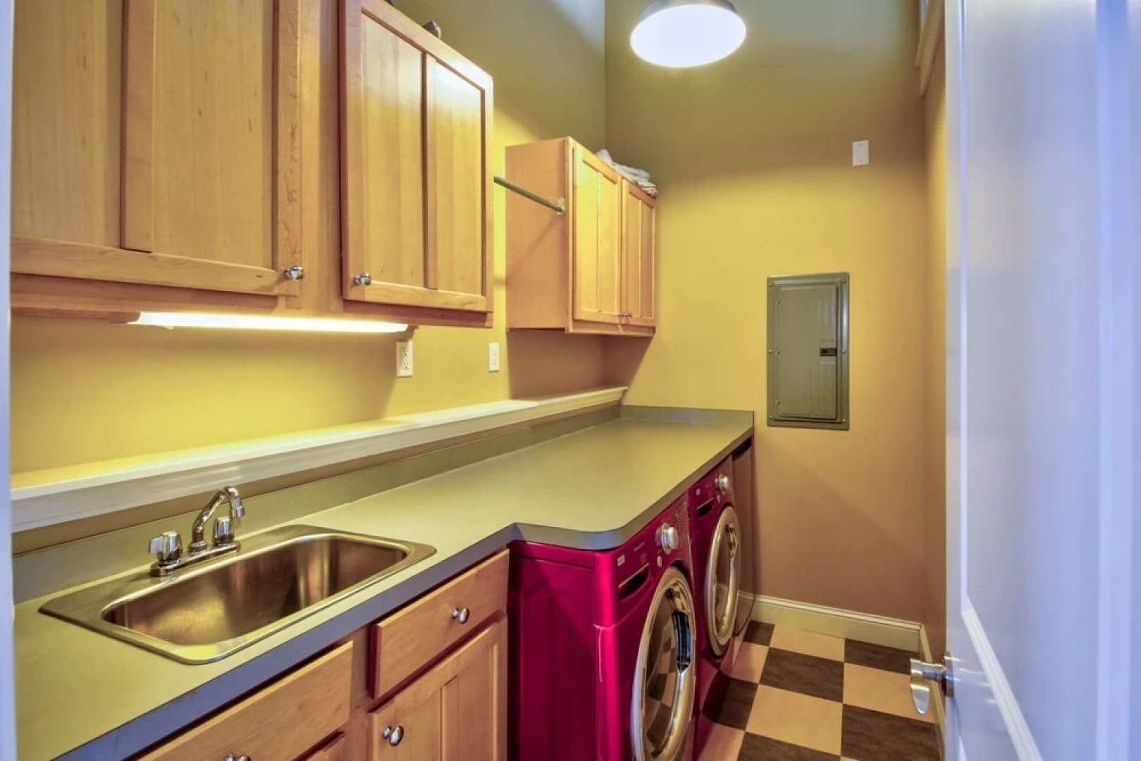 Bozeman - Beach Escape