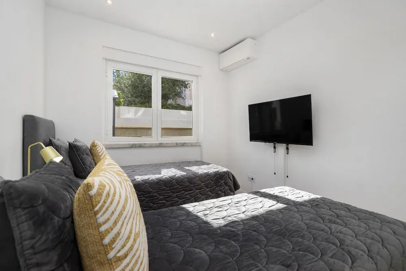 Suburban Serenity Family Home With Pool