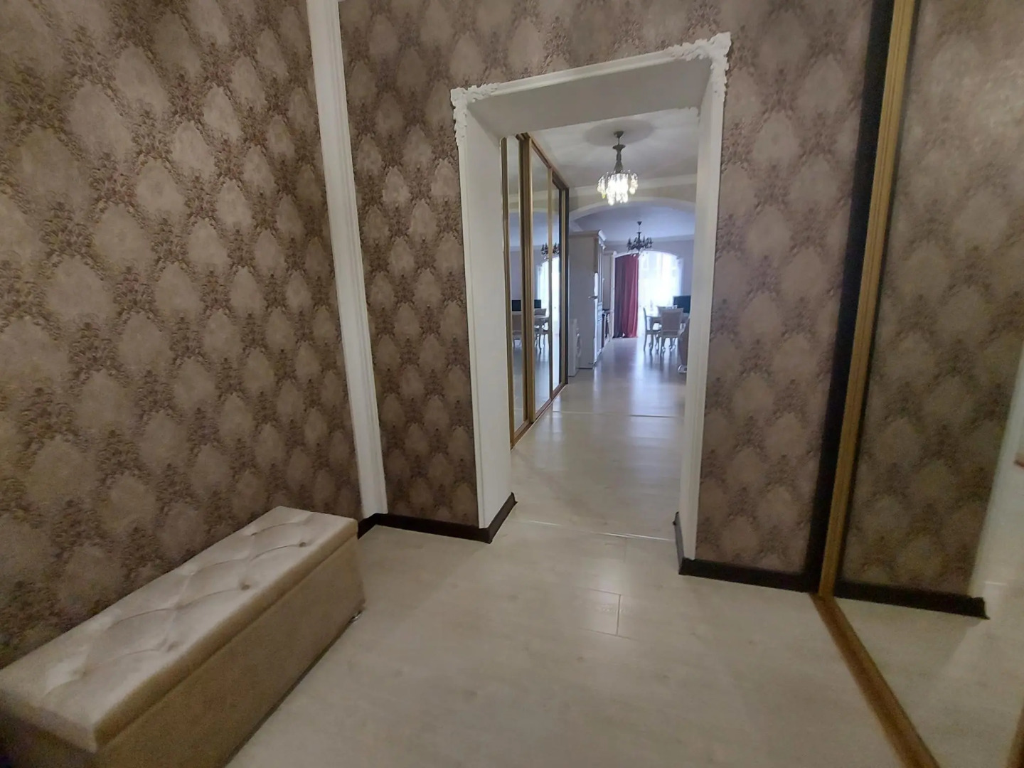 Апартаменты 5 звезд на улице Шамиля Джикаева 5А