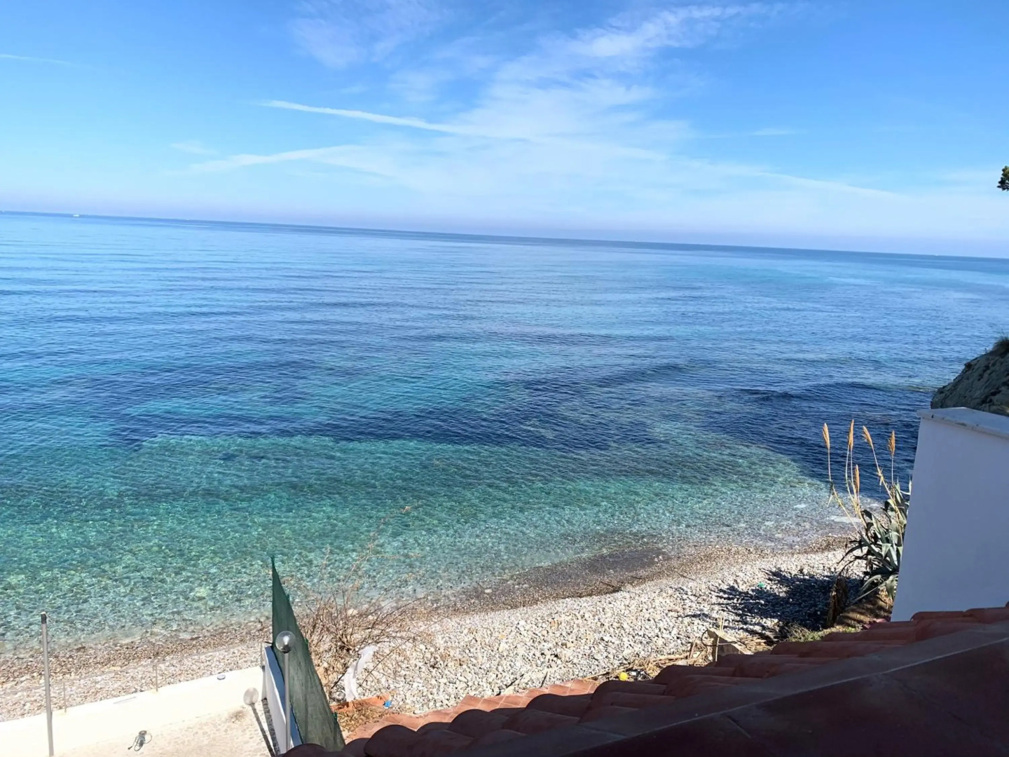 Sfondo Blu Villa sul mare